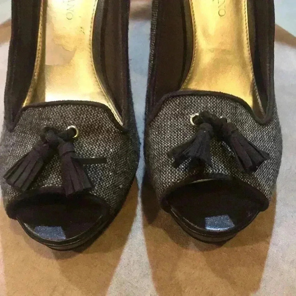 Christian Siriano for Payless Brown & Cream Cloth Peep Toe 5 Inch Heels- Size 7 - Picture 5 of 9